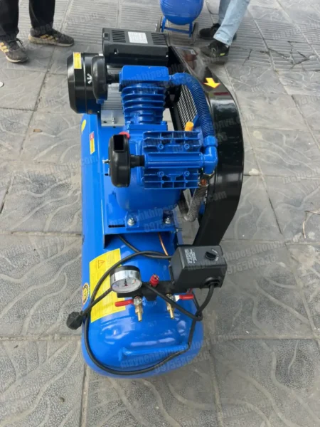 Máy nén khí 180l 2hp Pegalion TM-V-0.17/8-180L (220V) 15 Máy nén khí 180l 2hp Pegalion TM-V-0.17/8-180L (220V)